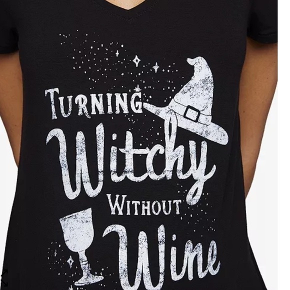 🍷 🧙♀️ NWT TURNING WITCHY WITHOUT WINE MATERNITY TUNIC 🍷 🧙♀️ - Picture 10 of 11